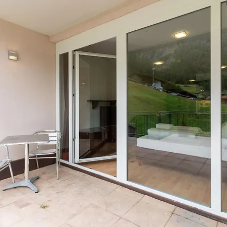 International House Mit Terrasse Zw 4 * Зёльден