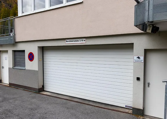 International House Mit Terrasse Zw 4 Apartament *